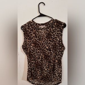 Cb established 1962 top